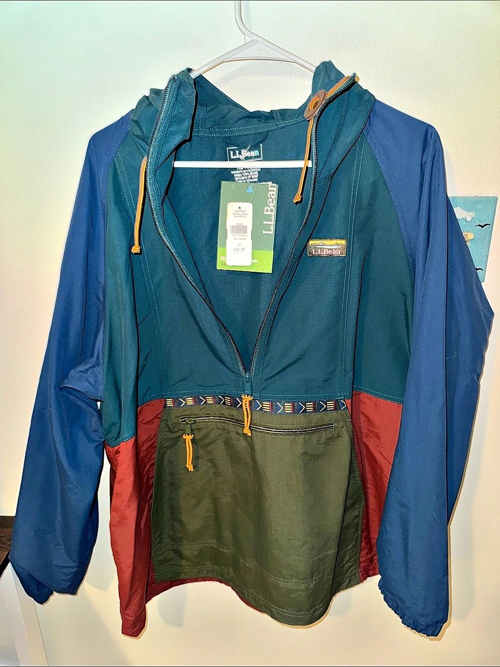 L.L.Bean Mountain Classic Anorak, Colorblock Windbreaker Medium